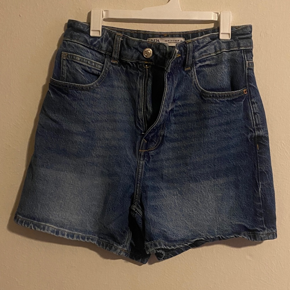 Zara Women's Classic Blue Jean Shorts